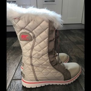 Sorel cozy cate waterproof fleece boot